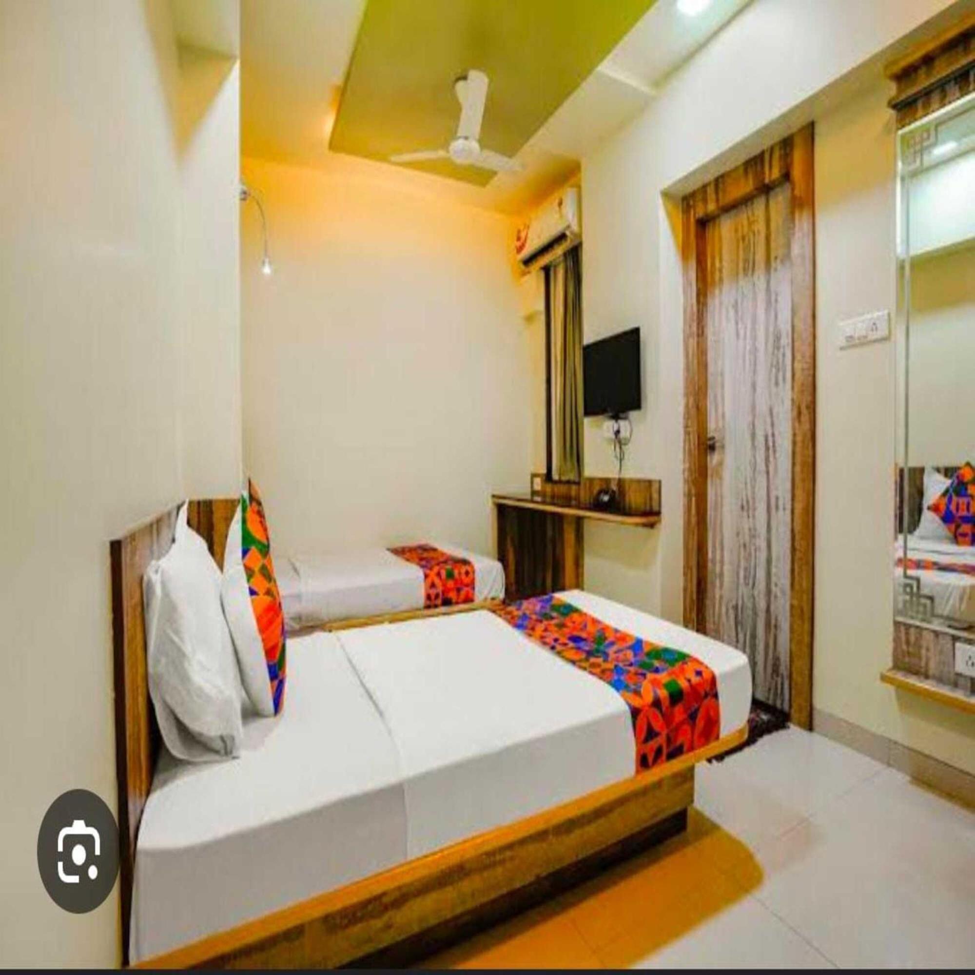 Hotel Elegant - Mohammed Ali Road مومباي المظهر الخارجي الصورة