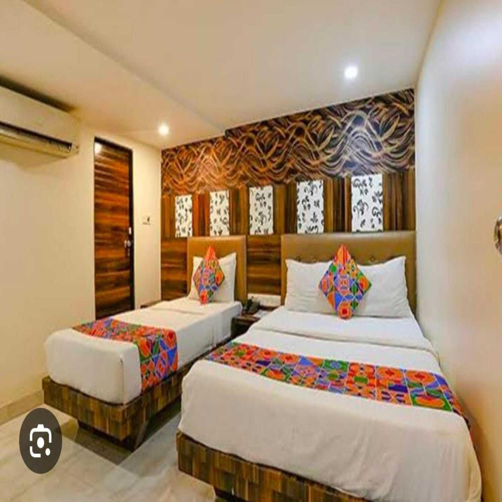 Hotel Elegant - Mohammed Ali Road مومباي المظهر الخارجي الصورة